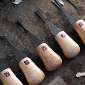 Wood Carving Chisel Tool Set with Wooden Handles and Storage Case - Image 5